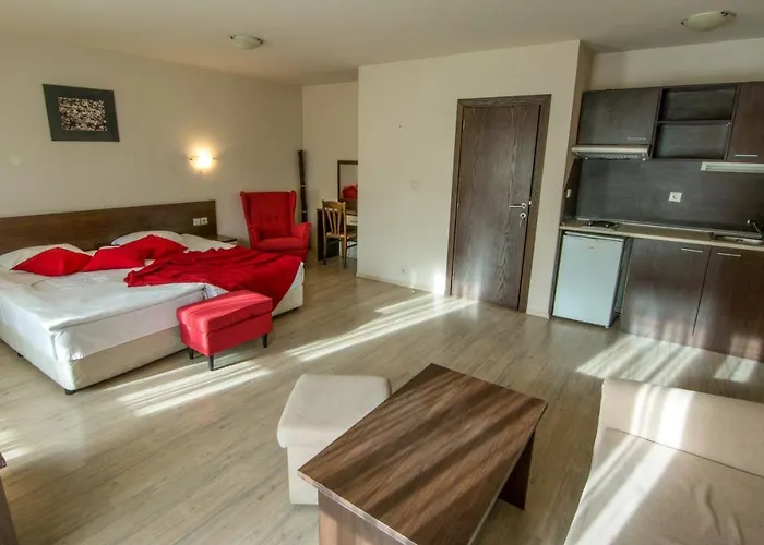 מלון דירות Banderitsa With Kitchen 3*