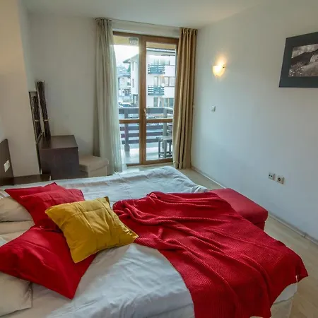 מלון דירות Banderitsa With Kitchen 2*
